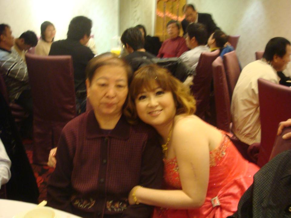Janice & her Grandma 怡真與外婆
