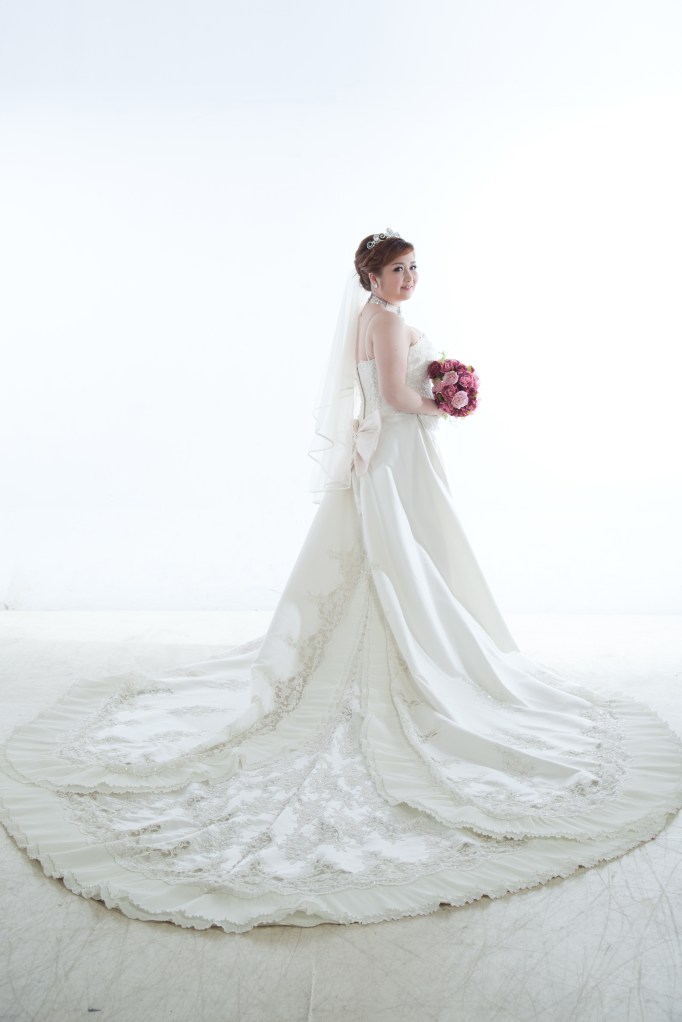 White Gown 白婚紗白い結婚