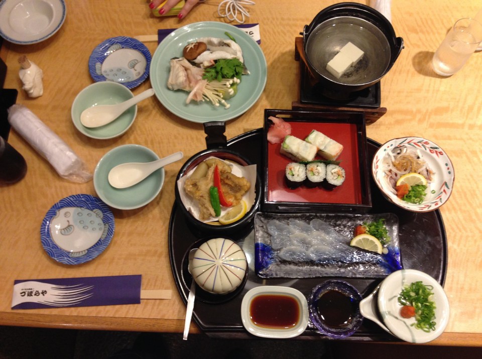 13 河豚料理 Pufferfish Sashimi